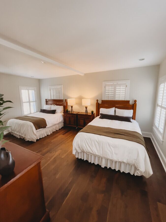 1 غرفة نوم ومكواة/لوح كي وواي فاي