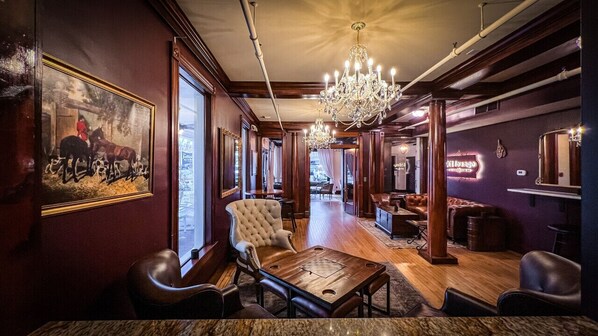 Interior - Standard Guestroom (ADA) - 1 King · The Jefferson Inn Rm. 8 (Southern Pines)