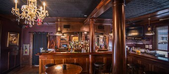 Standard Suite - 2 Queens · The Jefferson Inn Rm. 9