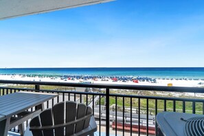 Property grounds - Splash Into Sundestin- Gulf Front, Great Location! (Destin)