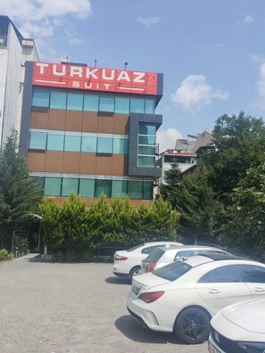 Front of property - 216 Turkuaz Suit (Istanbul)
