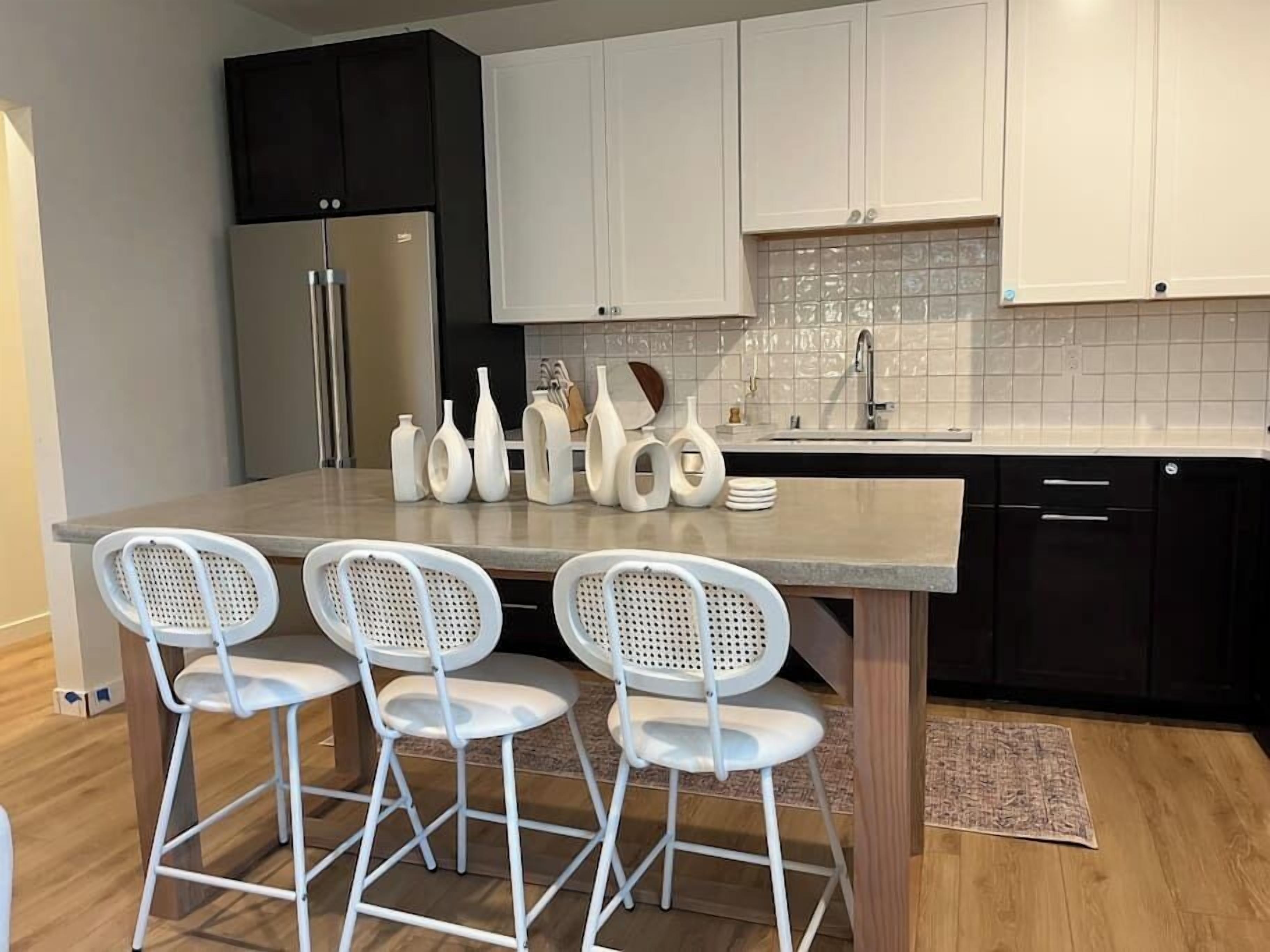 Plaque de cuisson, cafetière/bouilloire