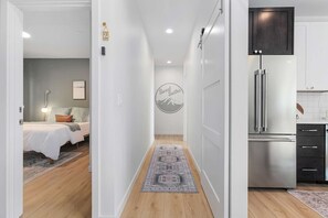 1 室のベッドルーム、アイロン / アイロン台、WiFi、ベッドシーツ