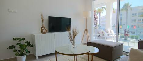 Luxury Apartment | Balcony