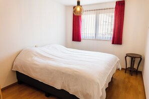 2 bedrooms, iron/ironing board, WiFi - Thalassa 0201 - Fantastic 2 bedroom apartment with terrace - 300 m from the beach (Bredene)