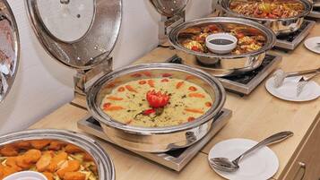 Daily buffet breakfast (SAR 45 per person)