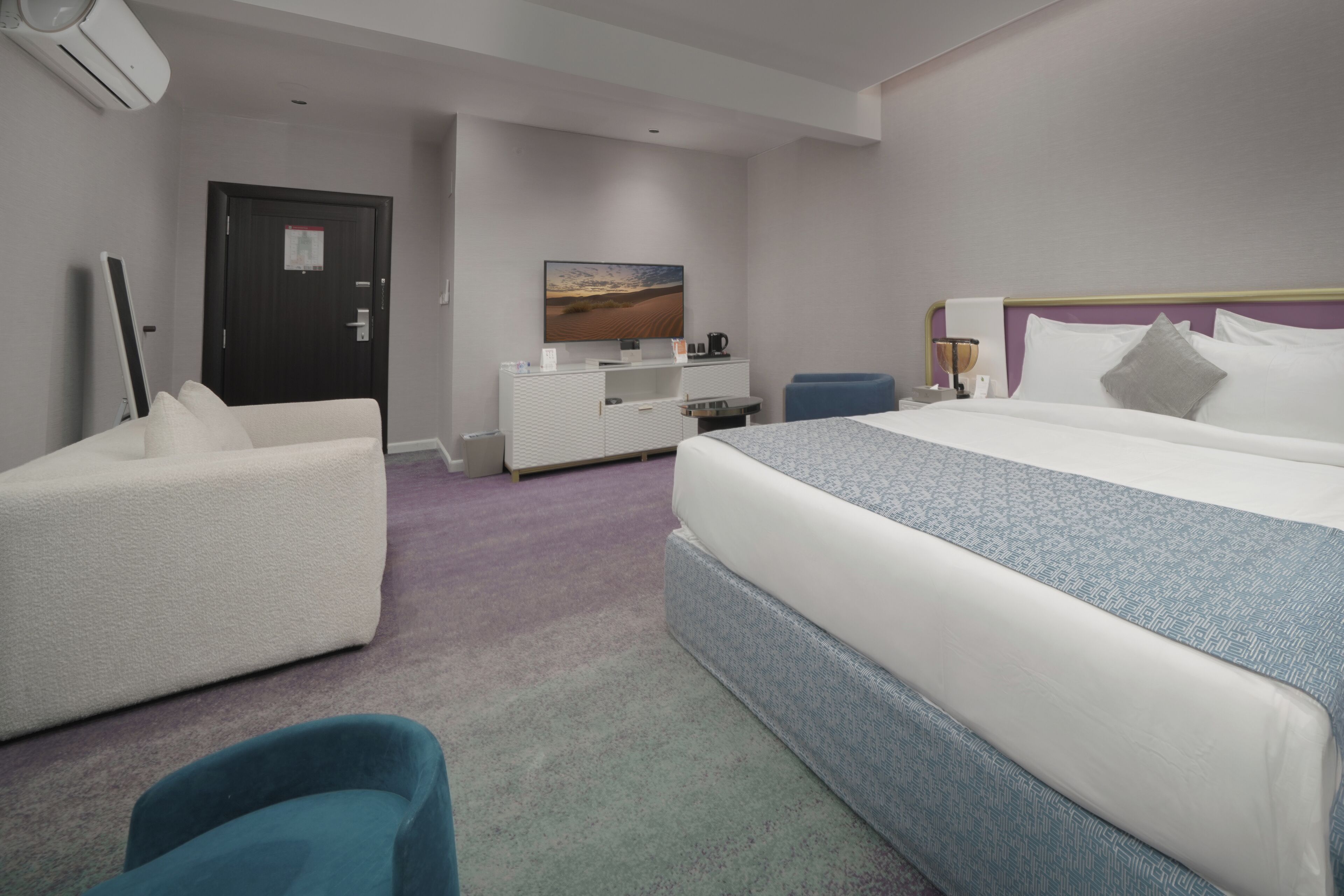 Premium Double Room | Egyptian cotton sheets, premium bedding, down comforters