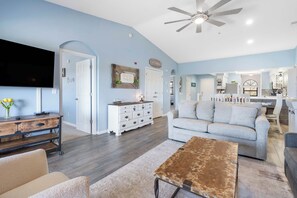 Condo, Multiple Beds, Pool Access, Golf View (Gathering Place at the Foothills ) | Living area | 42-inch flat-screen TV with digital channels - Gathering Place at the Foothills Near Parks! (Branson)