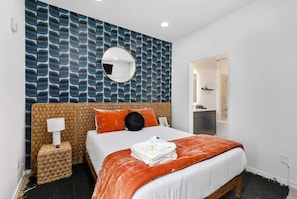 3 chambres, fer et planche à repasser, lit parapluie, Wi-Fi gratuit