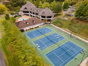 Sport court - Golf-view Getaway (Branson West)