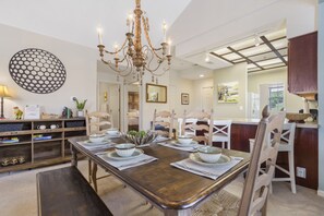 Condo, Multiple Beds, Balcony, Golf View (1041 Golf Drive) | Private kitchen | Fridge, microwave, oven, stovetop - Golf-view Getaway (Branson West)