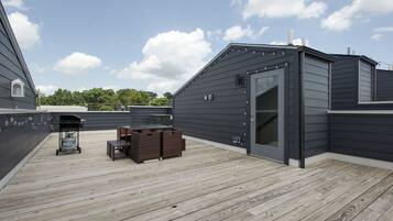 Condo, Multiple Beds, Kitchen | Balcony