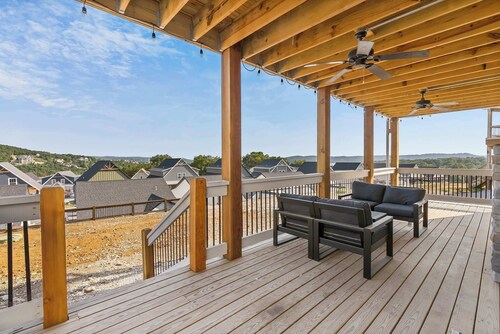 Ingallview at Branson Cove - Indoor Pool