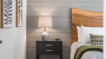 5 bedrooms, individually decorated, individually furnished, free WiFi