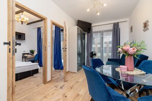 1 室のベッドルーム、アイロン / アイロン台、WiFi、ベッドシーツ