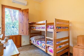 3 chambres, fer et planche Ă repasser, Wi-Fi, literie fournie