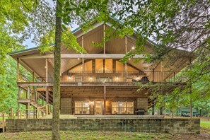 Exterior - Deck + Fire Pit: Lakefront Hideaway in Scranton! (Scranton)