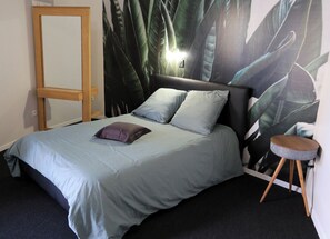 1 chambre, coffres-forts dans les chambres, Wi-Fi gratuit, draps fournis