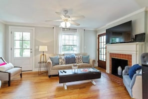 Smart TV, fireplace, offices