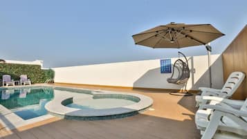 Piscine sur le toit