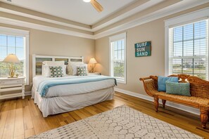 5 bedrooms, iron/ironing board, WiFi, bed sheets