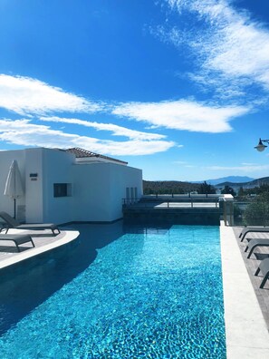 Seasonal outdoor pool, open 8:00 AM to 8:00 PM, pool loungers - Lodos Suites & Residence (Bodrum)