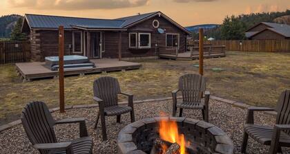 Close to Wolf Creek Ski Area/Private Hot Tub/ATVs Welcome/Firepit