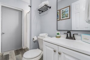 Shower, towels - Coastal Villa Retreat | Pool, Patio & Walk to Beach Access (Fort Myers Beach)