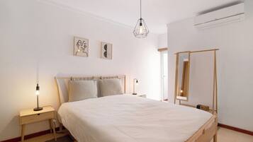 1 chambre, fer et planche Ă repasser, Wi-Fi gratuit, draps fournis