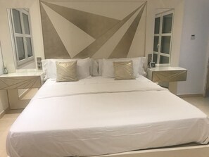 5 habitaciones, wifi gratis y ropa de cama 