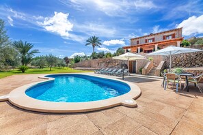 Pool - Villa 'Can Mirló' with Mountain View, Pool & Wi-Fi (Marratxí)