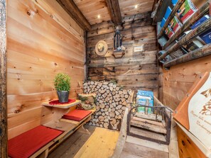 Sauna - Apartment Ciasa Raut App Valüz with Mountain View, Garden & Wi-Fi (La Val)