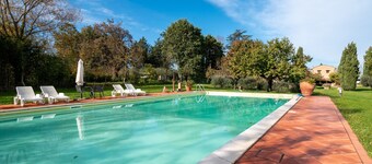 Villa 'La Tinaia Il Sole Verde' with Shared Pool and Wi-Fi