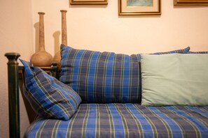 2 dormitorios, tabla de planchar con plancha, wifi gratis y ropa de cama
