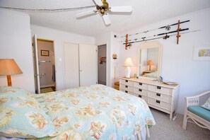 Condo, 2 habitaciones | 2 habitaciones, tabla de planchar con plancha y wifi gratis 