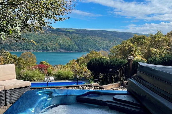Bain à remous extérieur