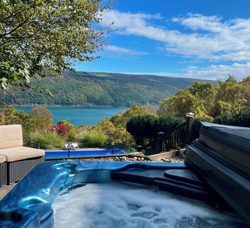 Cozy secluded villa-hot tub, panoramic view, waterfalls, gorge-south skaneateles