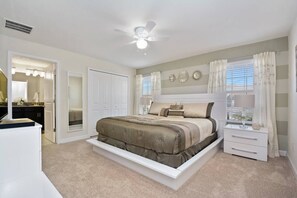 4 bedrooms, iron/ironing board, WiFi, bed sheets