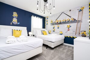 6 bedrooms, iron/ironing board, WiFi, bed sheets