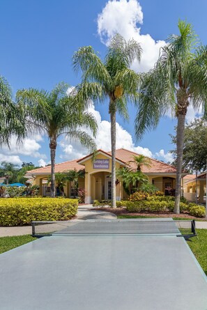 Exterior - Tropical Lux (Kissimmee)