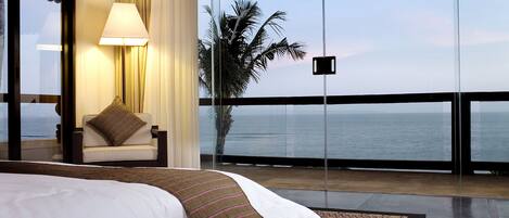 5 dormitoris, escriptori, planxa i posts de planxar i wifi gratuïta