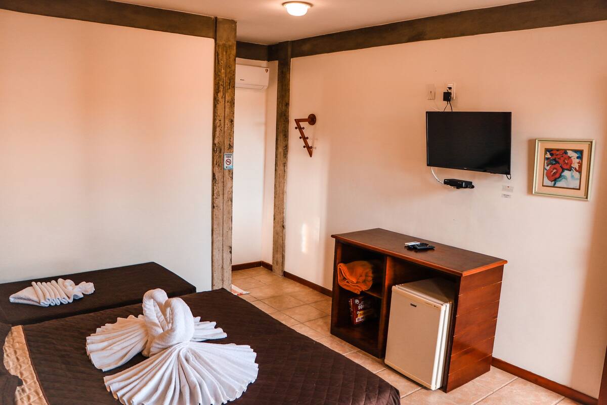 Economy Room
