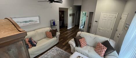 Smart TV, fireplace, DVD player, books
