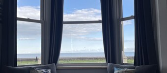 Beach Front 2 Bedroom Apartment with Uninterrupted Sea Views