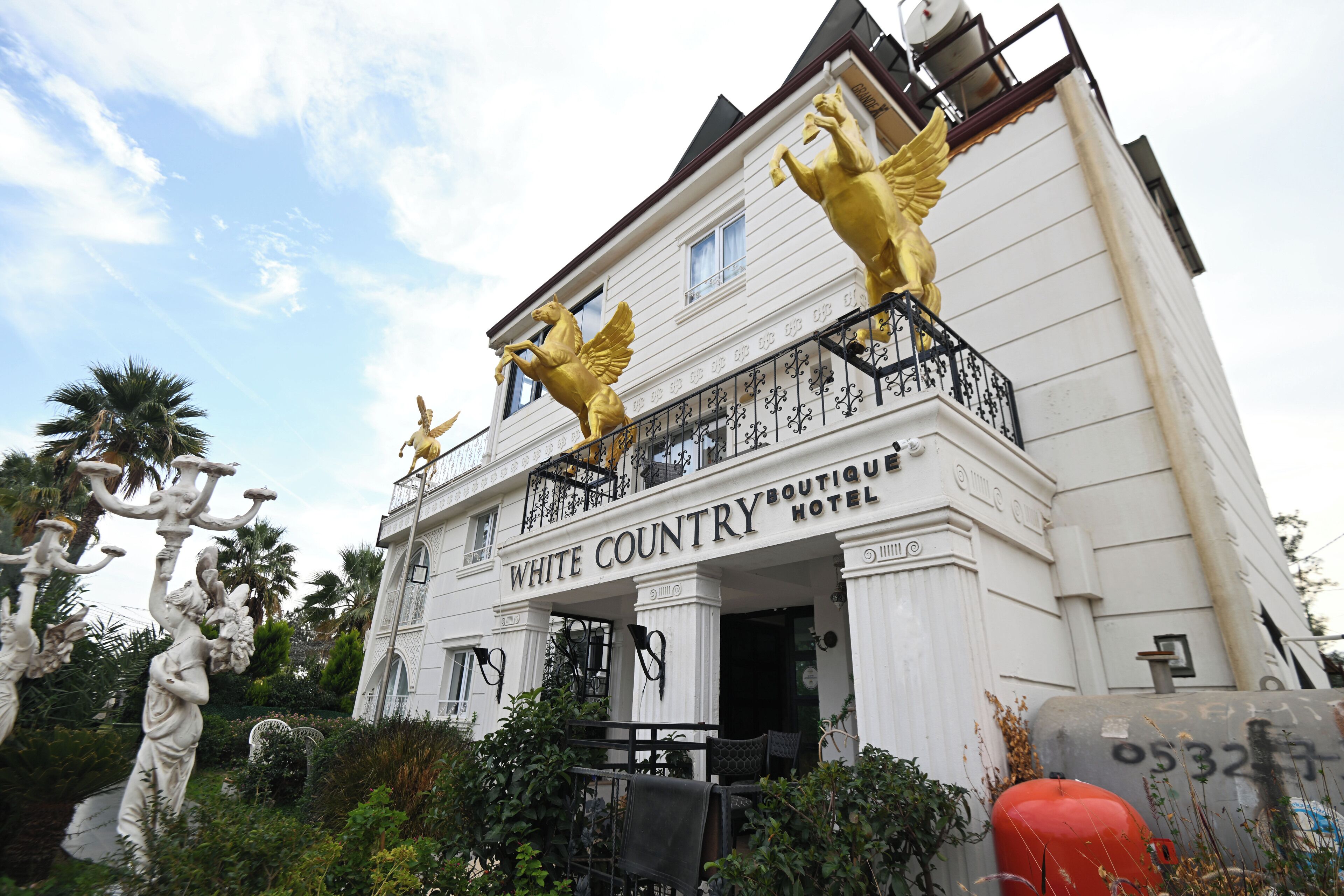 Bagian depan properti