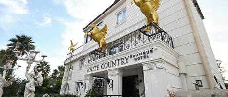 Bagian depan properti