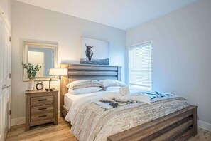 2 habitaciones, cuna de viaje, wifi y ropa de cama