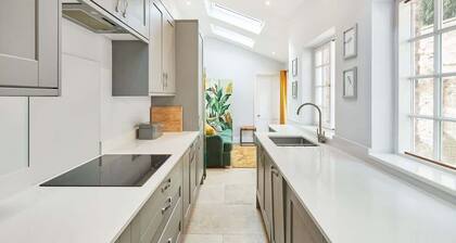Host & Stay | The Old School House