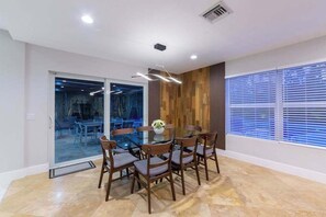 Dining - Villa Azur | Fire Pit | Pool | Xbox & Game Room (North Miami Beach)