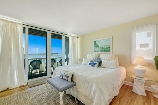 2 bedrooms, iron/ironing board, travel cot, free WiFi